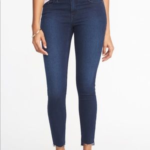 New Old navy rockstar ankle length skinny jeans